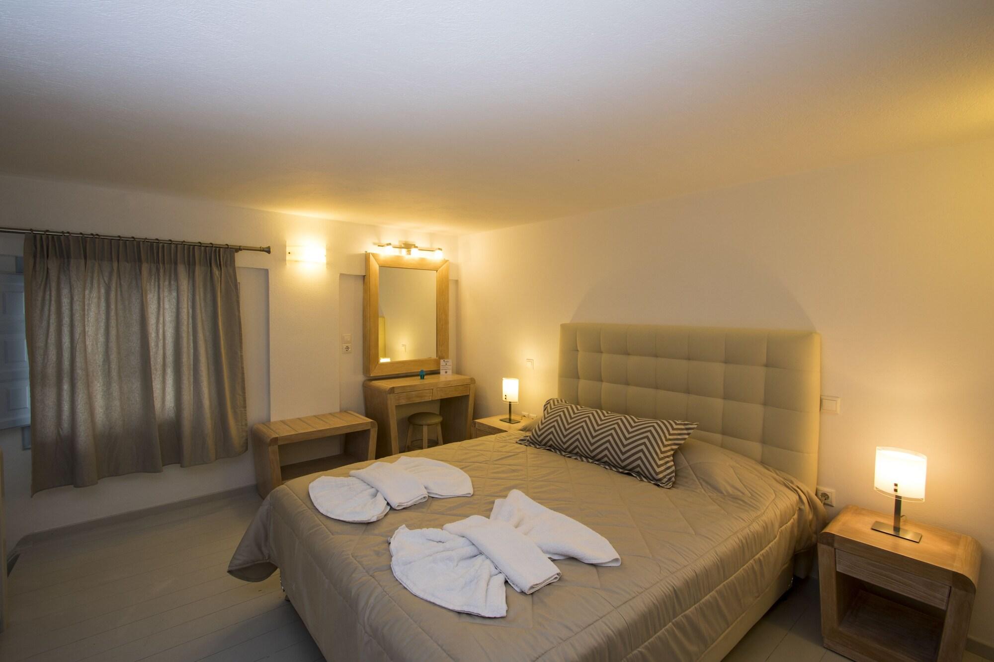 Erato Apartments Тира Экстерьер фото